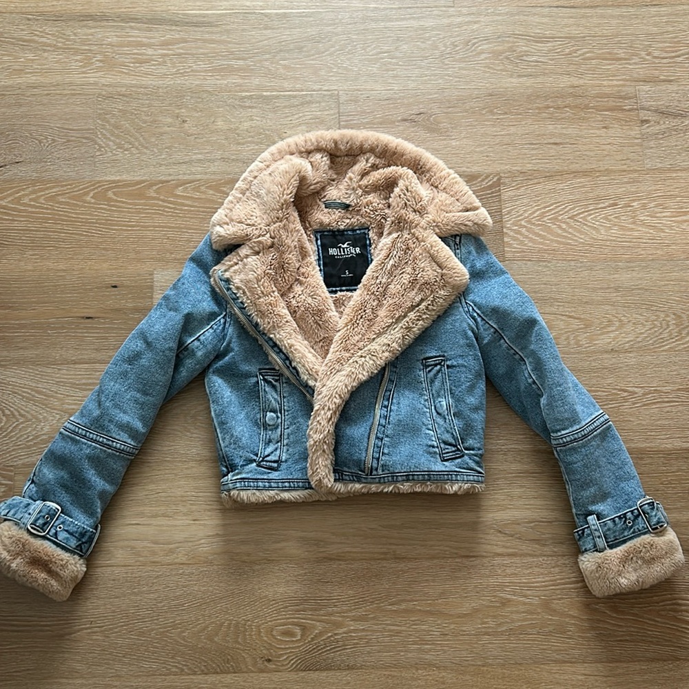 NWOT crop jacket